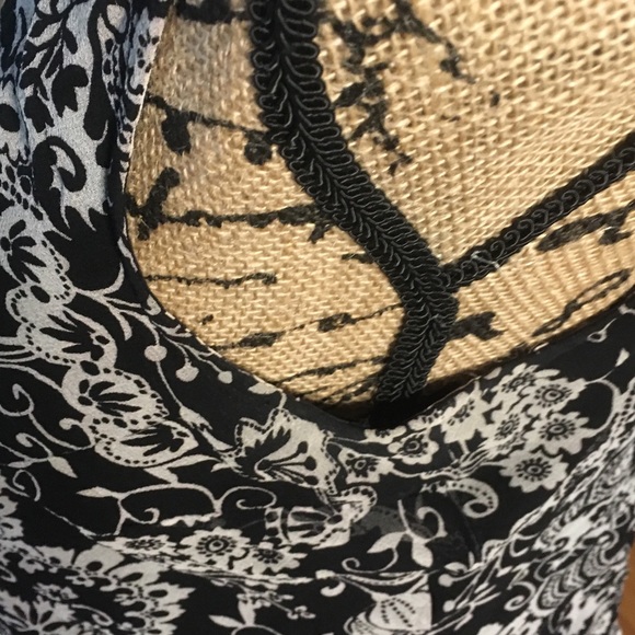 Fashion Bug Silk tank top shell lined - Picture 2 of 5